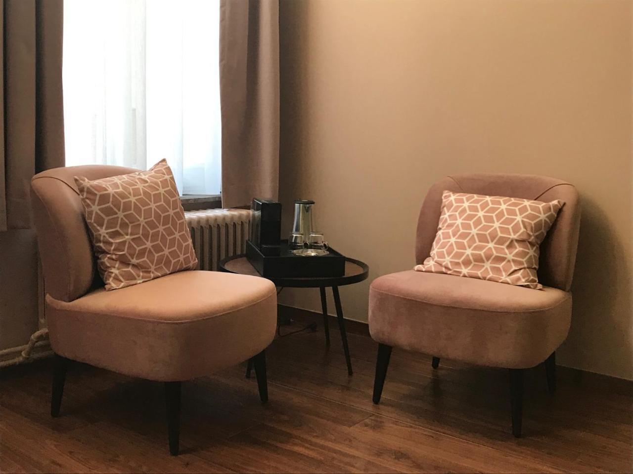 B&B Inn Between Гент Экстерьер фото